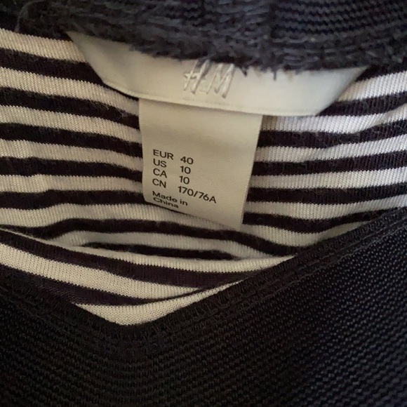 Striped Pencil skirt - Picture 5 of 9